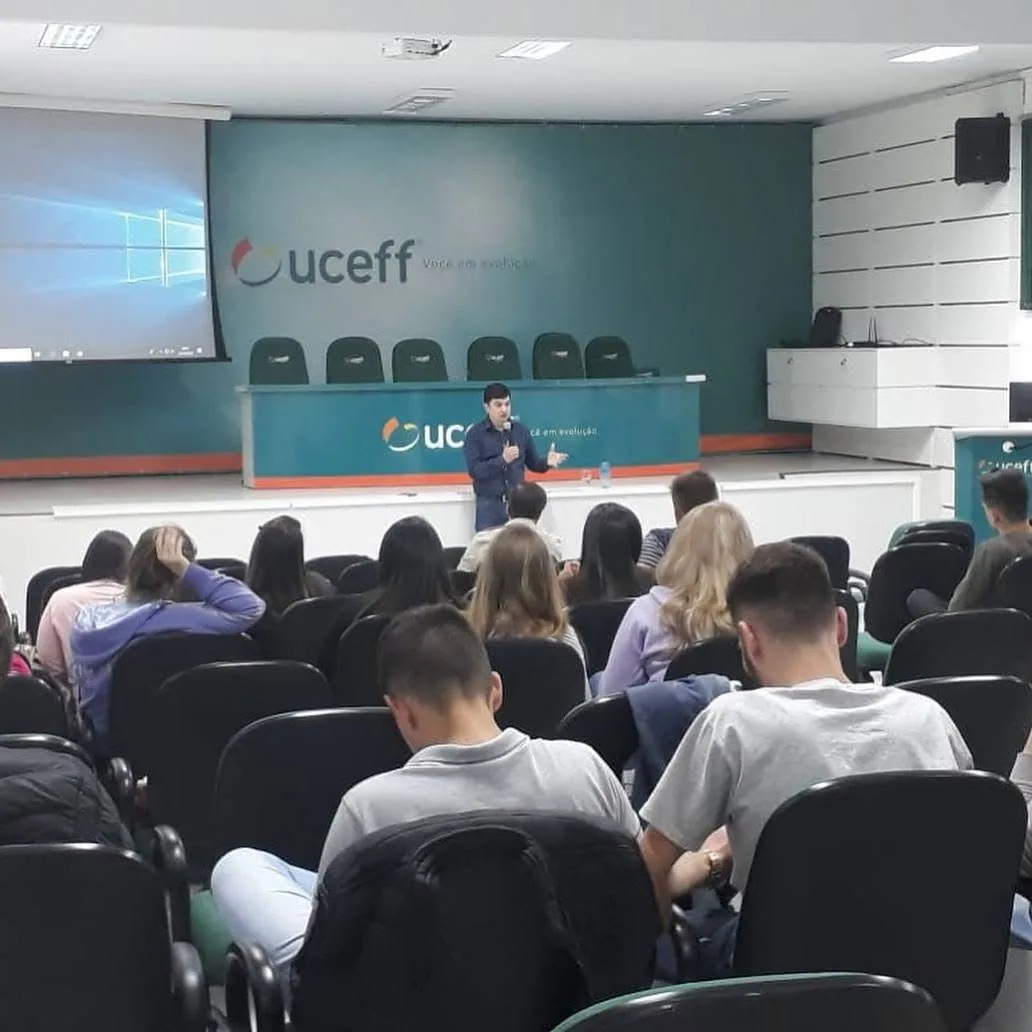 Paulo Balancelli em palestra